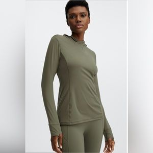 Fabletics Phoenix Run Hoodie see note about sizing